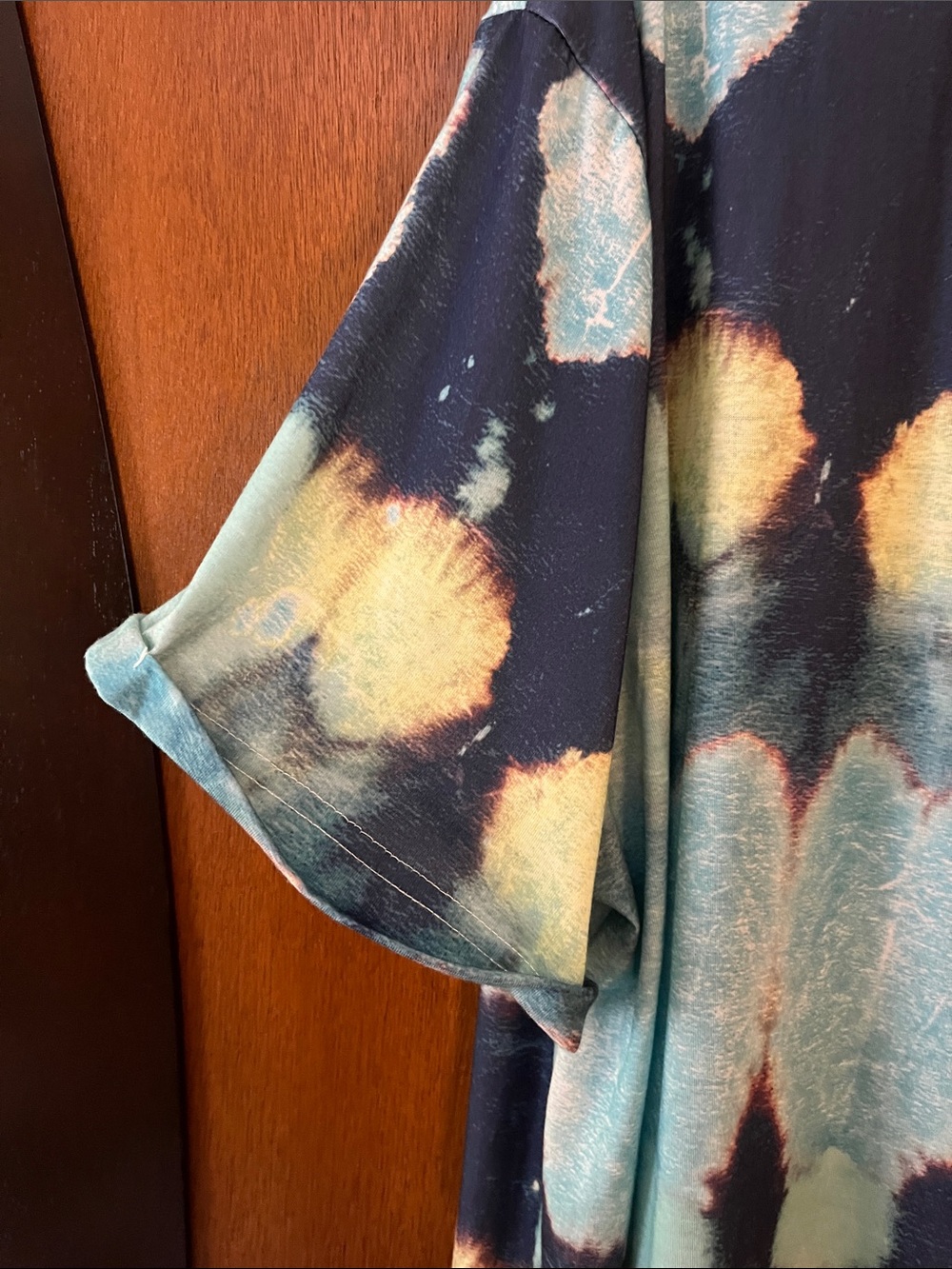Unbranded & Untagged Casual Tie Dye Scoop Neck Dress in Turquoise-Yellow-Navy - Picture 3 of 5